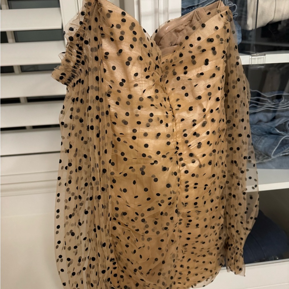 Majorelle Secret Dress size S. My daughter wore it once to a formal. No wear